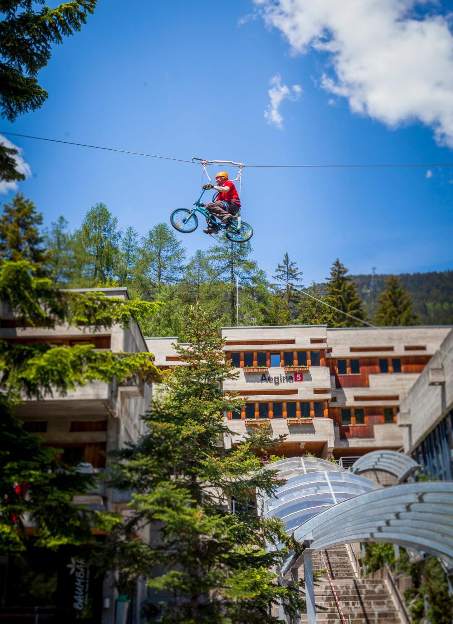 Sport Resort Fiesch - Fiescher Hostel Exterior foto